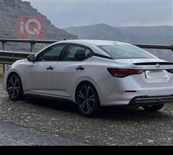 نیسان سێنترا